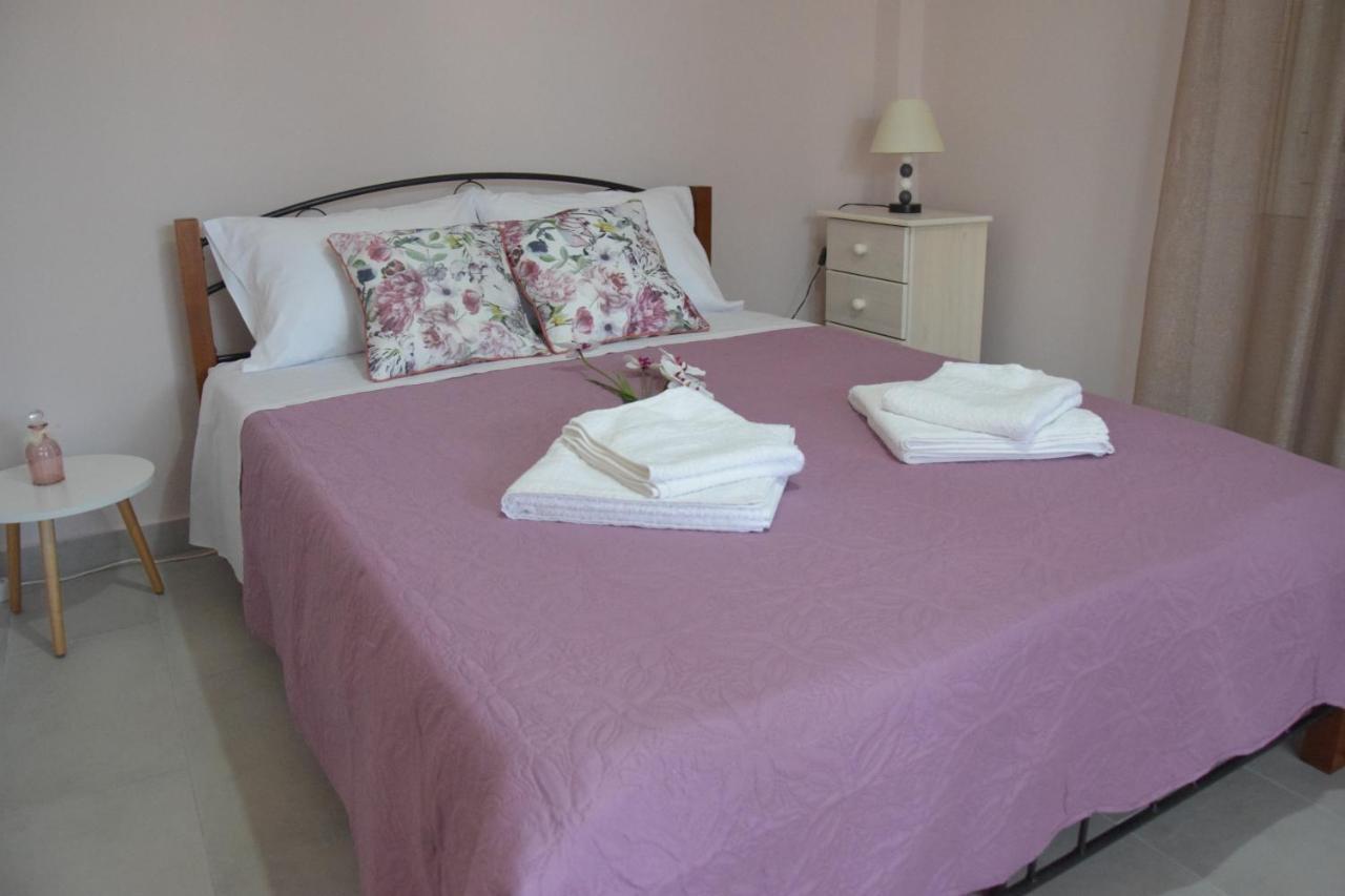 Kalamata Home, Agia Triada Esterno foto